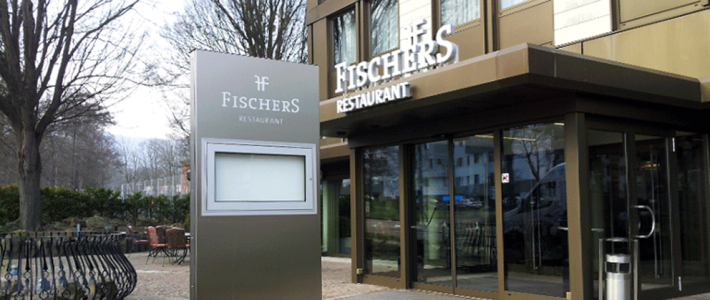 Kurparkhotel Kassel/Fischers Restaurant – neue Außenwerbung